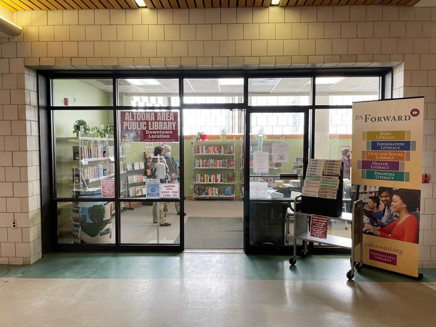 Up and running! 
The library is open at the downtown Altoona Transportation Center. It is open to anyone who would like to come.