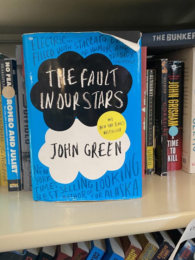 John+Green+writes+inspiring+book+The+Fault+in+Our+Stars