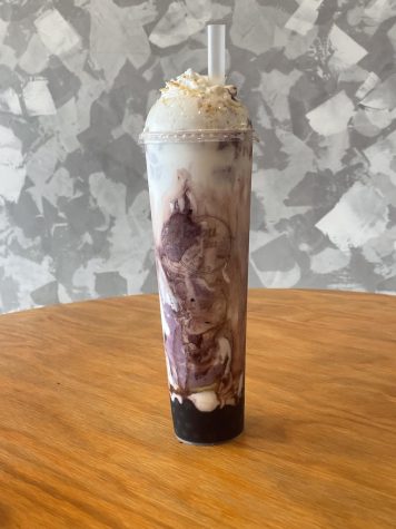 Delicious. Boba Teas blueberry cheesecake specialty drink impresses customers. 