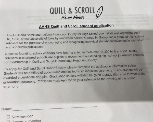 Prospective Quill and Scroll members fill out applications to apply for the society. Members must be a part of one of the three journalism staffs, uphold a higher than B average, and show a significant contribution to the staff. 