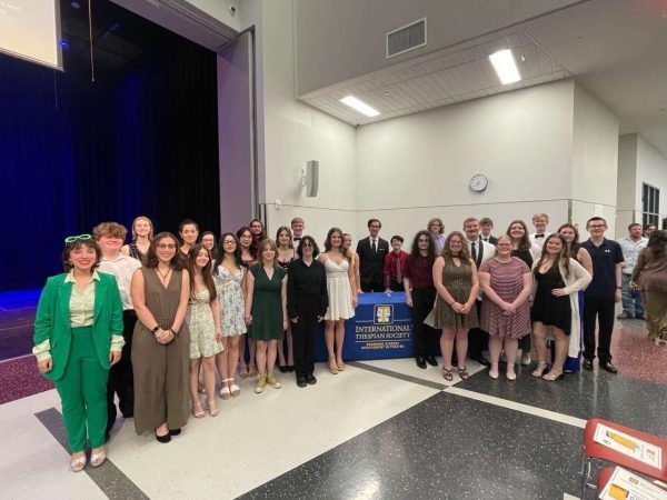 The 2023 class of inductees to the Thespian Society. Courtesy of Selena Thompson. 