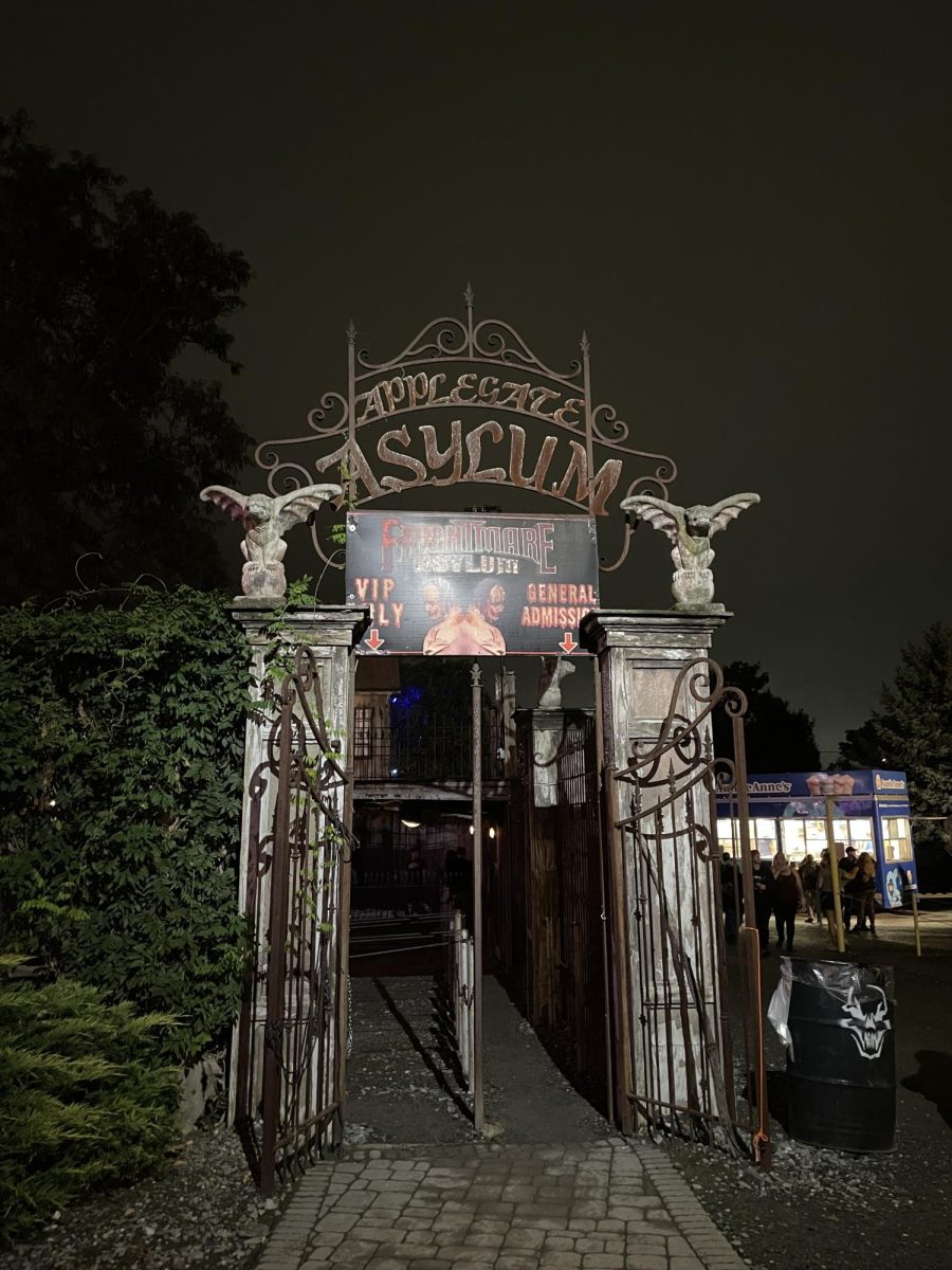 Enter if you dare. One of four attractions, "Applegate Asylum", is a haunted house at "Field of Screams". The house was complete with many hospital-themed rooms and even a few crawlspaces. 