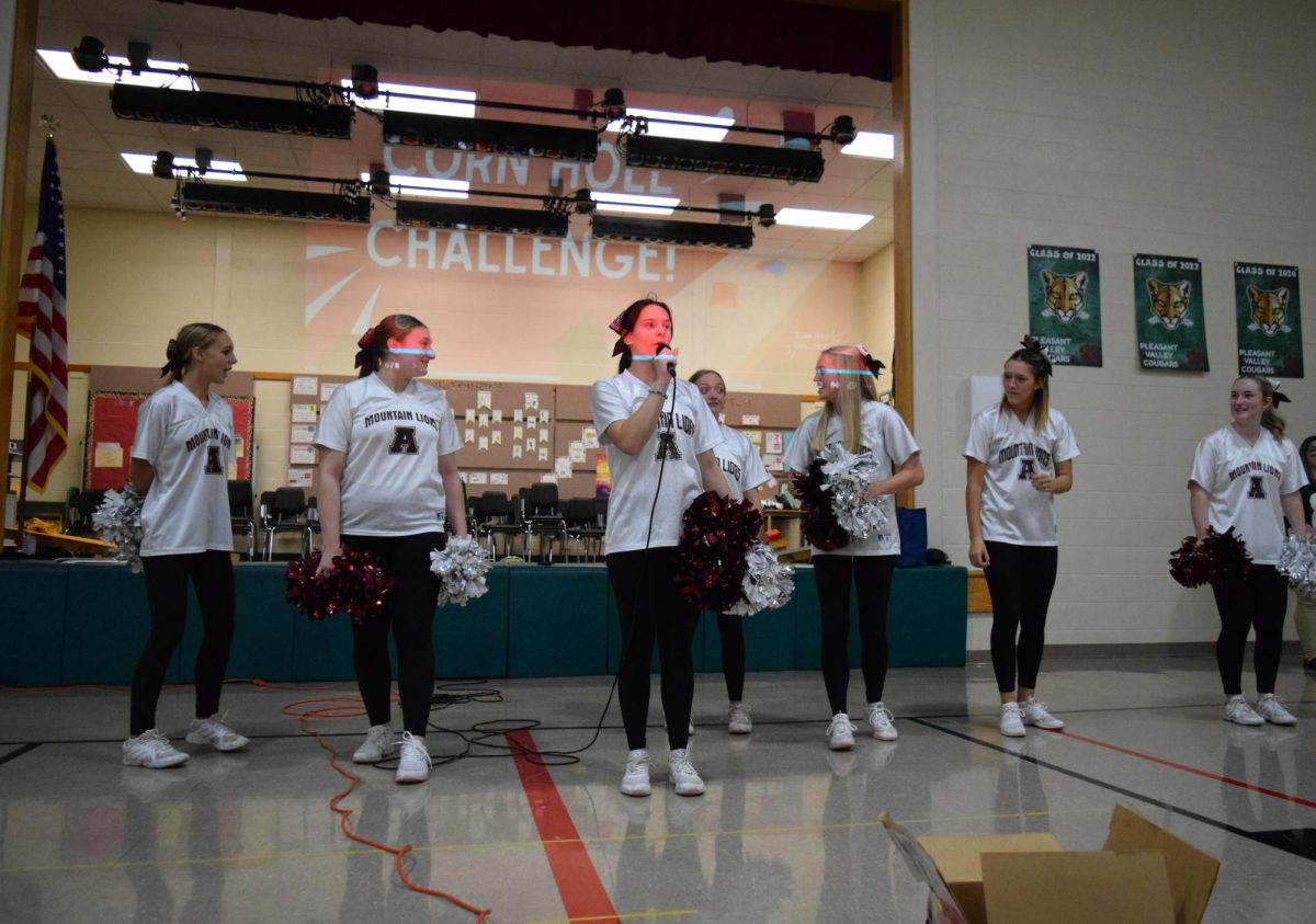 Loud and proud. Laura Reed, Hailey Woomer, Baylin Smith, Brynley Rouzer, Kenzie Wilt, and Kinsley Palilla cheer for the students. 