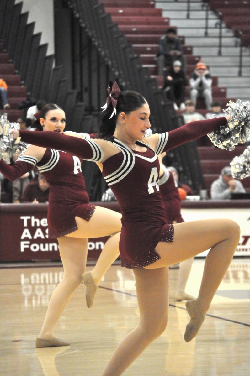 Move and grove! Senior Annabella Fanelli danced effortlessly with the Lioneers dance team. She moves in perfect harmony, syncing every step flawlessly.