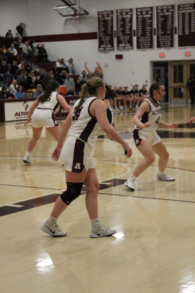 Winning Wilt. Senior Lanie Wilt passes the ball to her teammate. The final score was 49-38, Altoona winning. 
