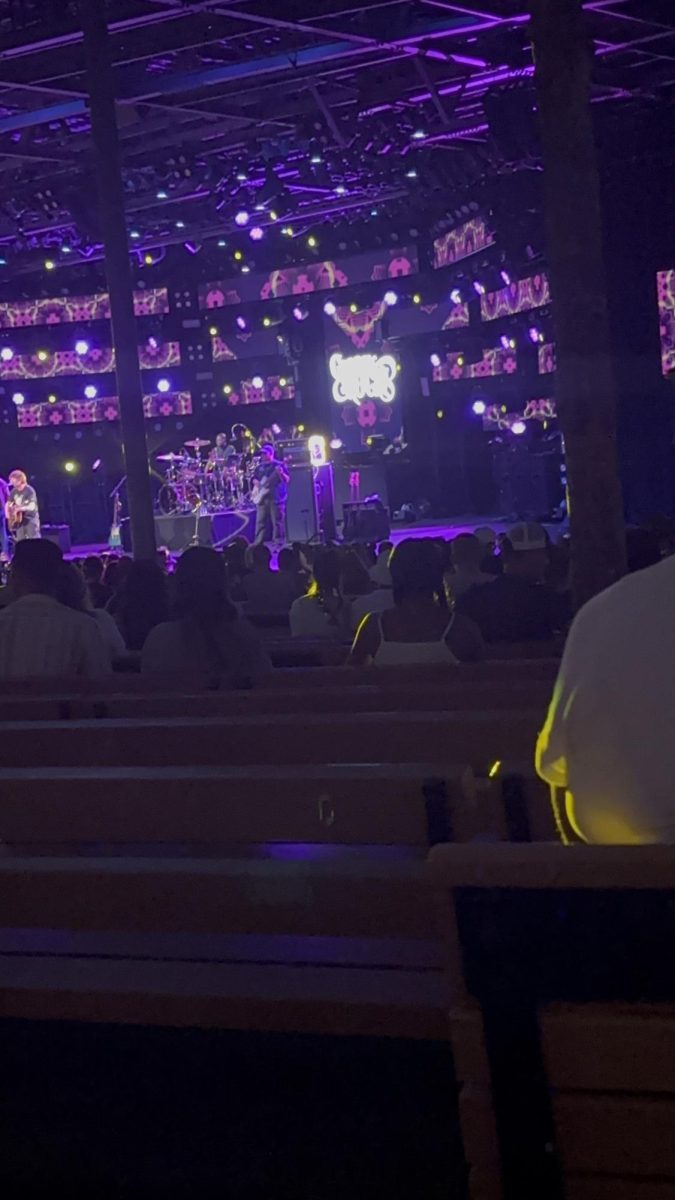 Hey There Delilah. In Epcot, the Plain White T's performed a concert, including the well - known song, "Hey There Delilah." 
