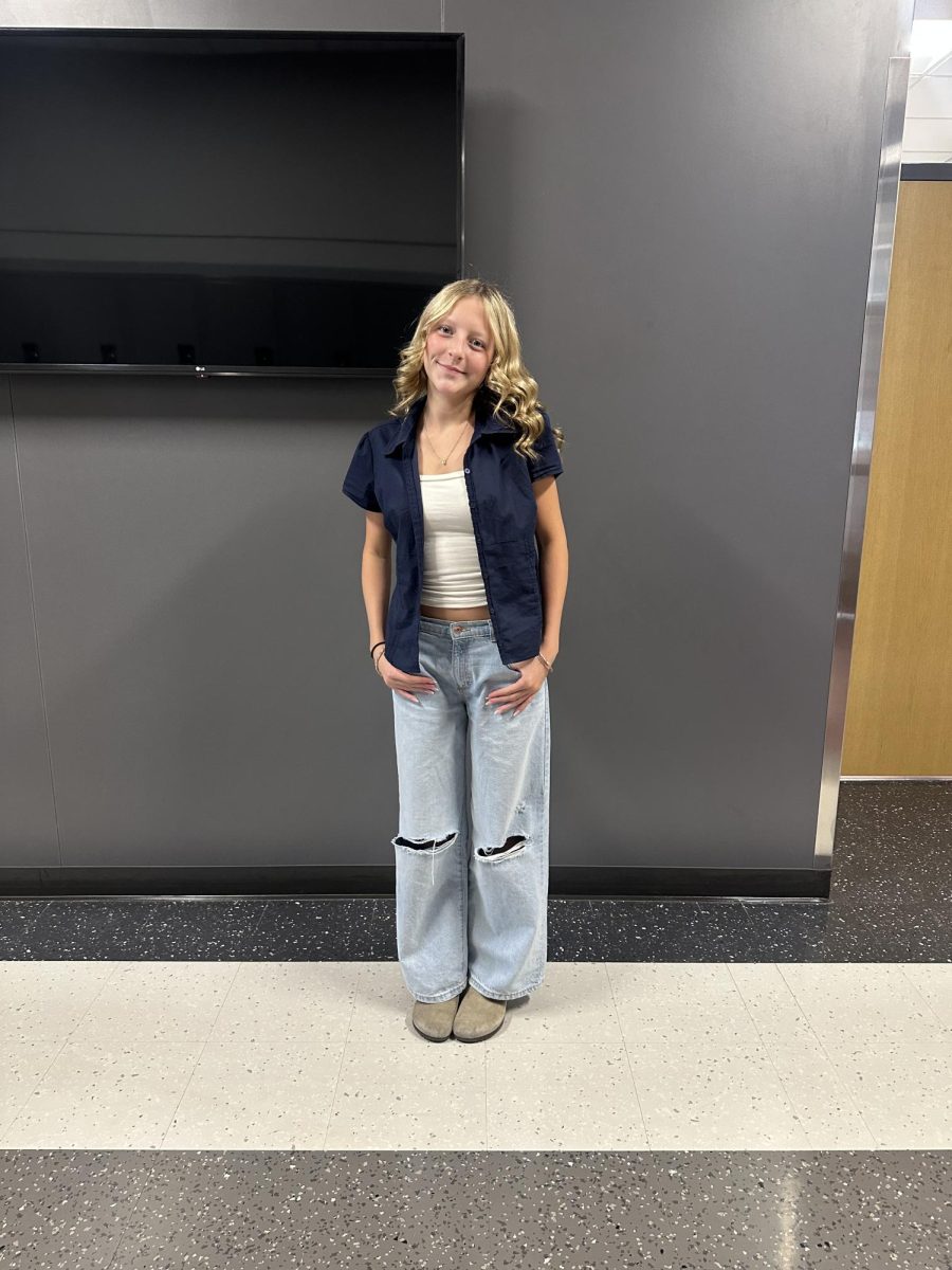 “Colorful and simple.”
 Sophomore Bella Jones loves looking good in bright, fun pieces. She likes shopping at Aerie or Aeropostale.  