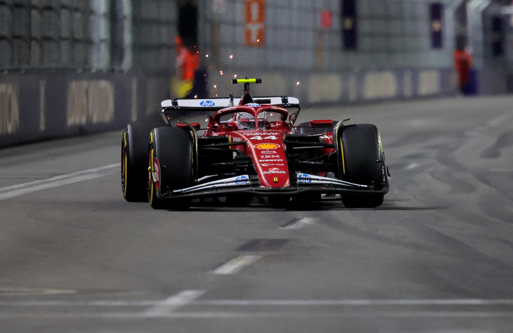 Formula One F1 - Las Vegas Grand Prix - Las Vegas Strip Circuit, Las Vegas, Nevada, United States - November 22, 2025 Ferrari's Lewis Hamilton in action during the race REUTERS/Daniel Cole