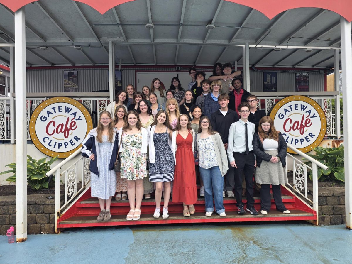 All aboard! Fanatics for Language and Culture Club members on the dock before boarding the boat.