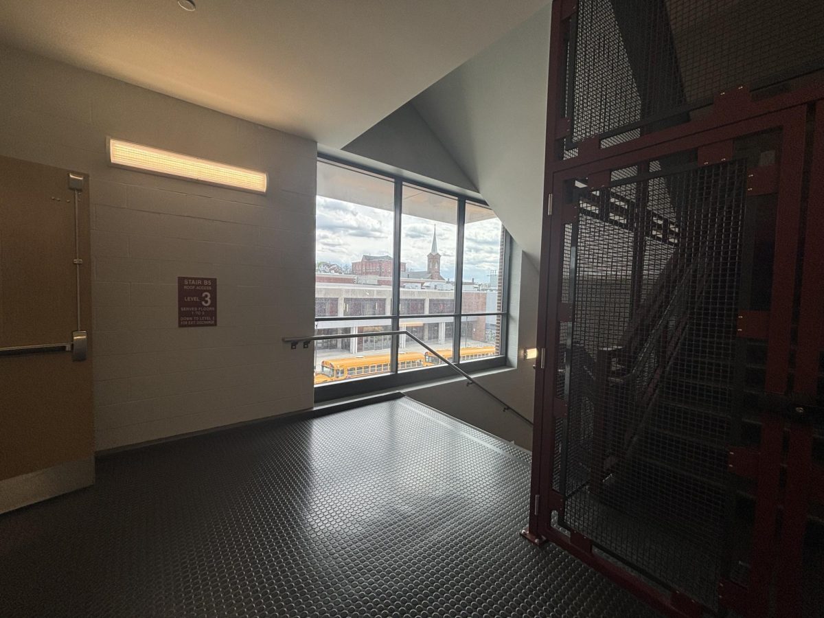 Overlooking the fieldhouse, stairwell B5 also provides access to the sensory garden. 